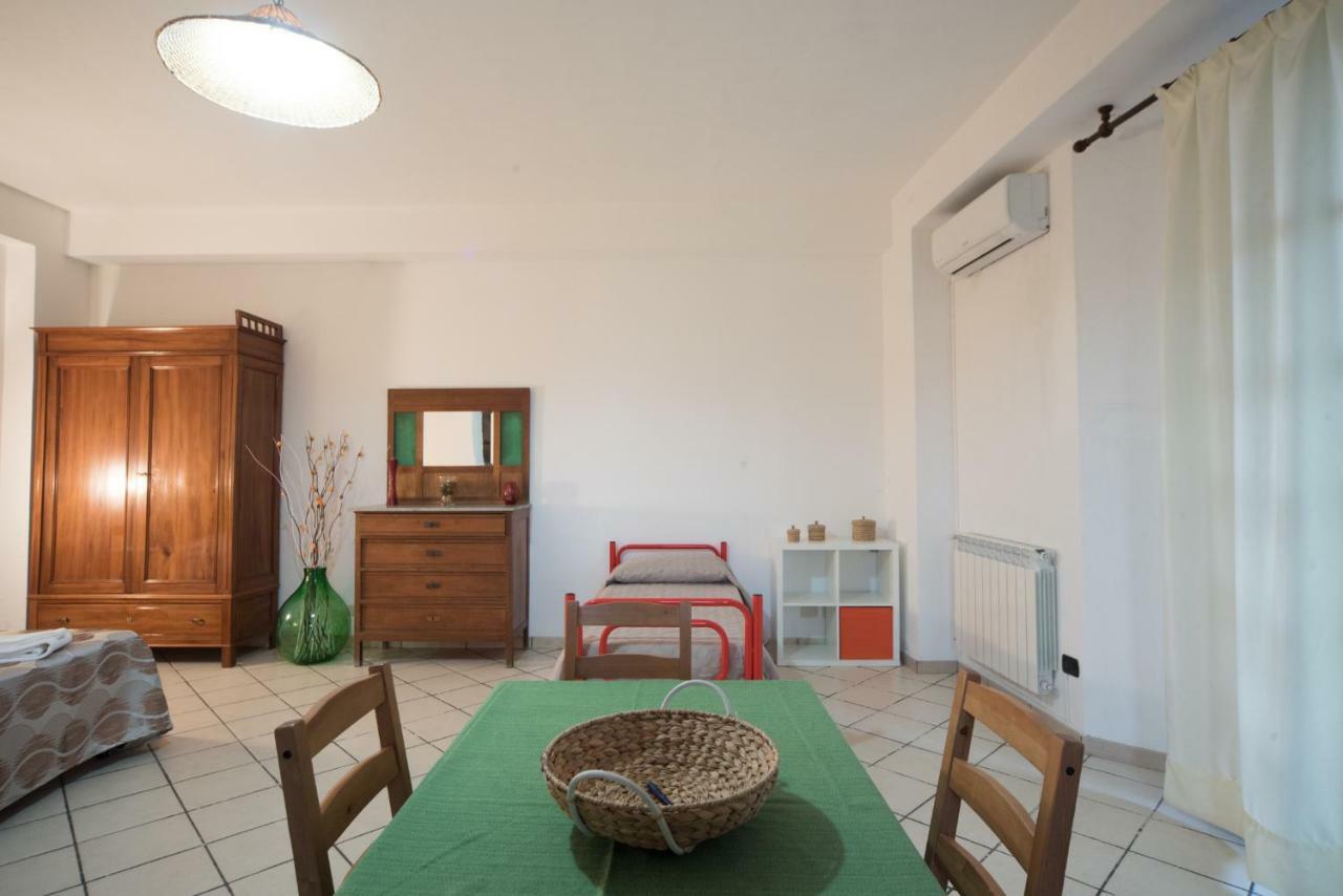 Casa Salice Hotel SantʼAlessio Siculo Екстериор снимка